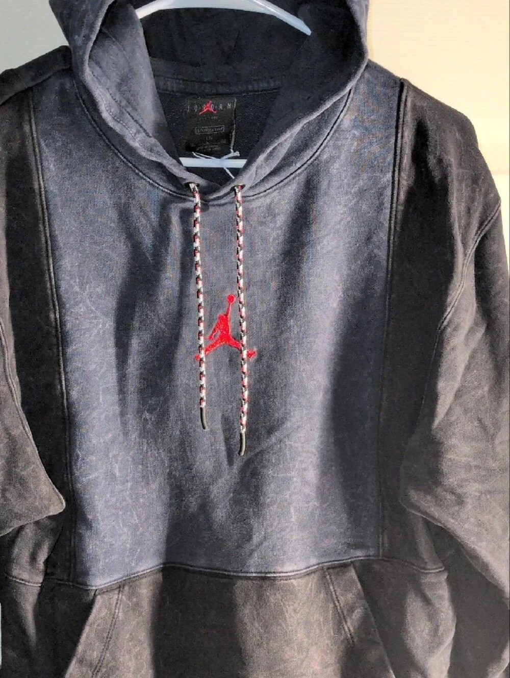 Jordan Men's Black and Dark Gray Pullover Hoodie with Red Jumpman